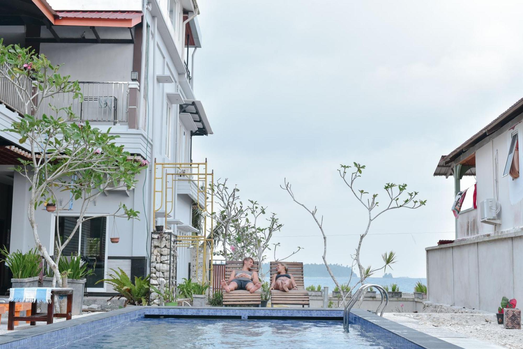 Oseda Nias Surf House Hilibotodane Exterior foto