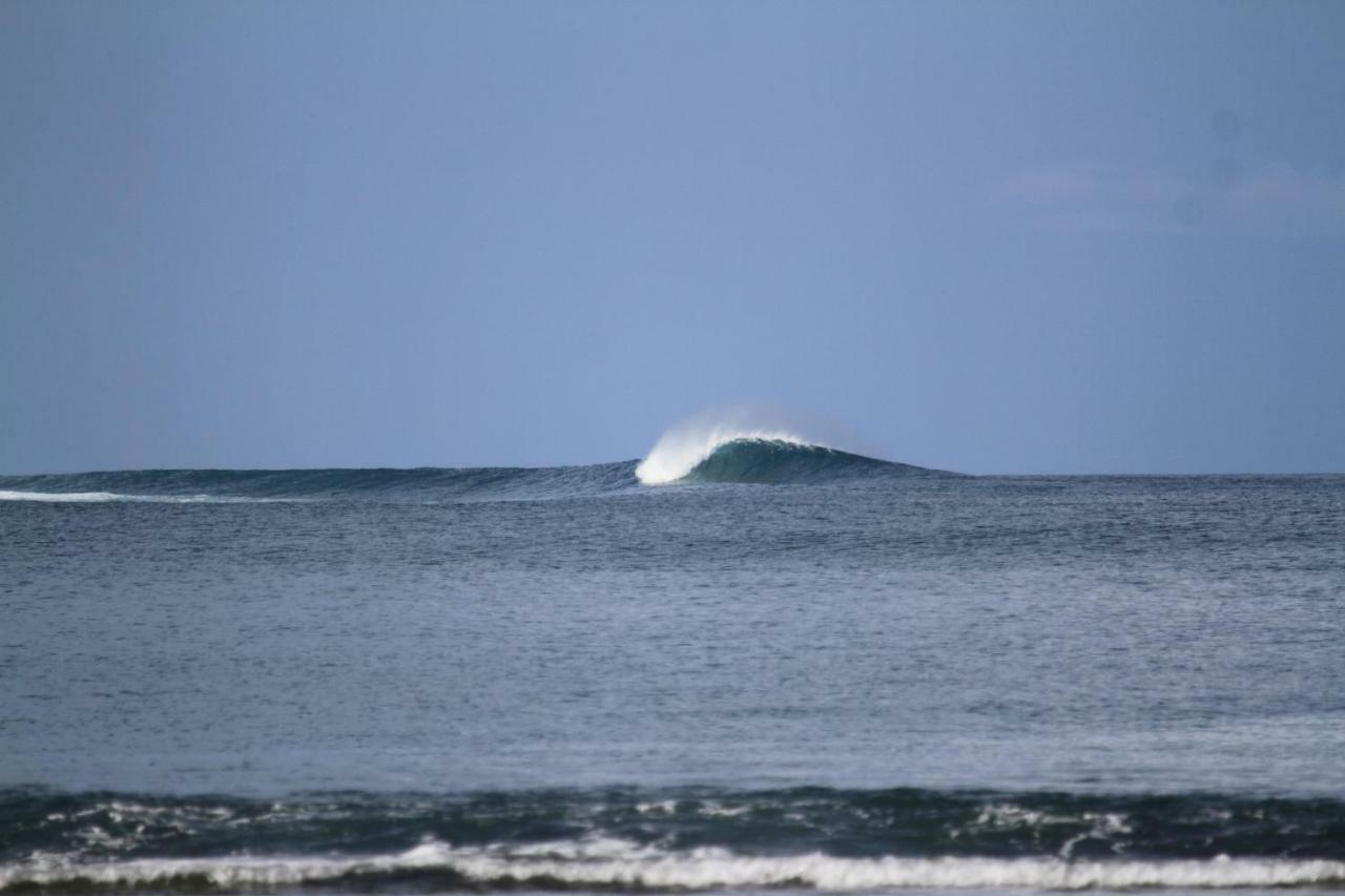 Oseda Nias Surf House Hilibotodane Exterior foto