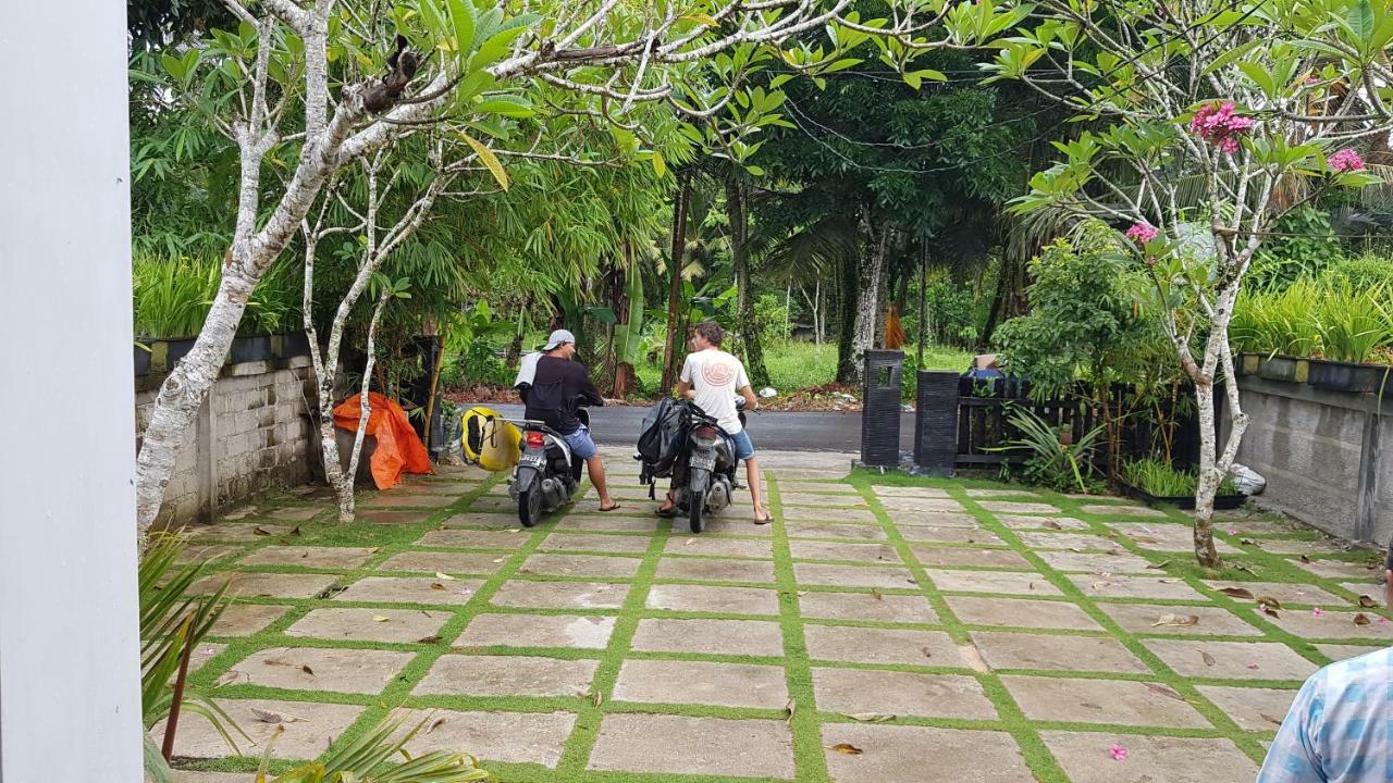 Oseda Nias Surf House Hilibotodane Exterior foto