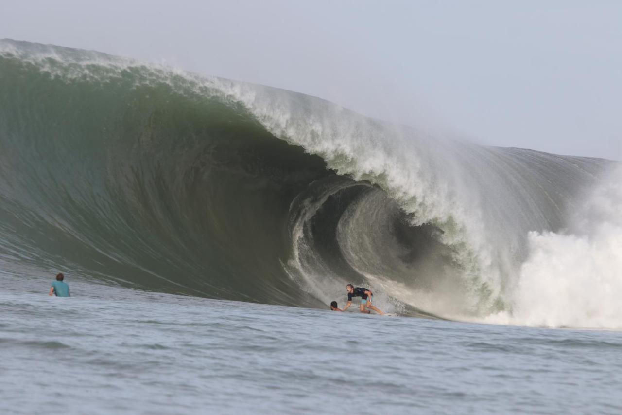 Oseda Nias Surf House Hilibotodane Exterior foto