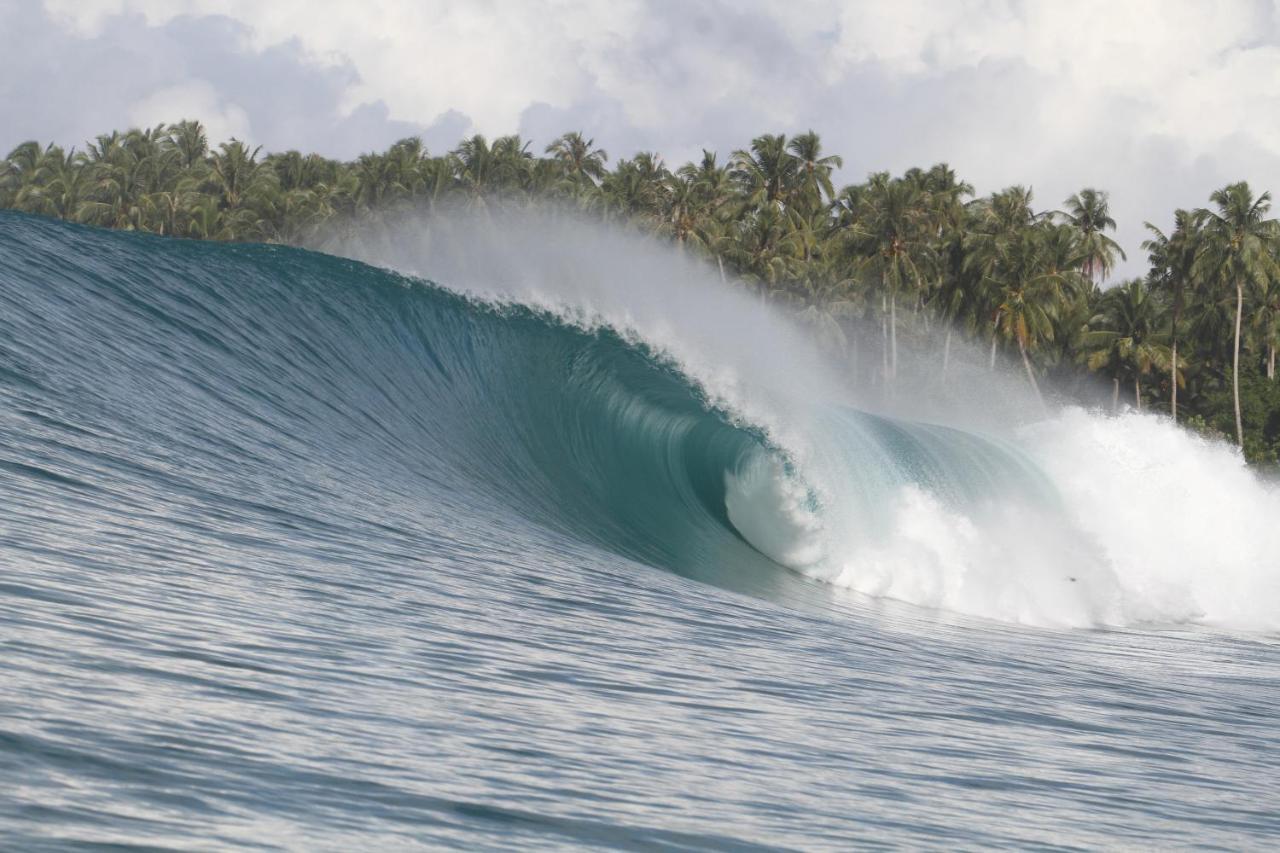 Oseda Nias Surf House Hilibotodane Exterior foto