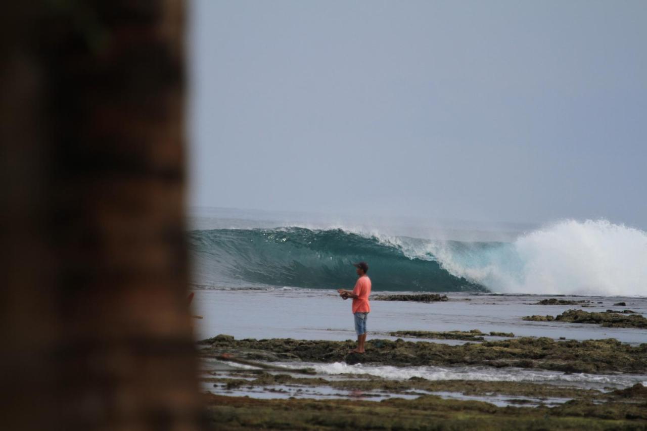 Oseda Nias Surf House Hilibotodane Exterior foto